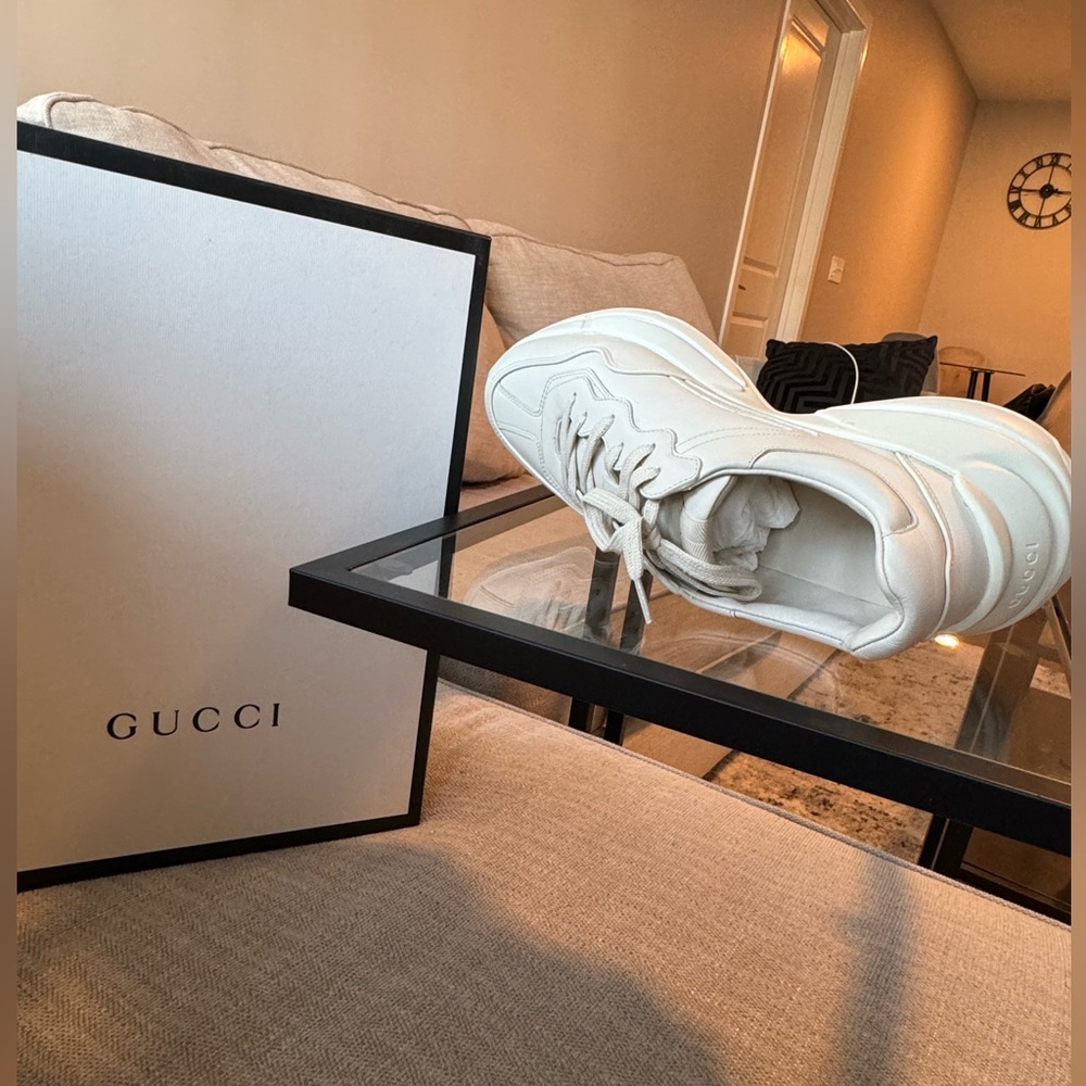 Gucci Rhyton Sneakers - White - Picture 2 of 8